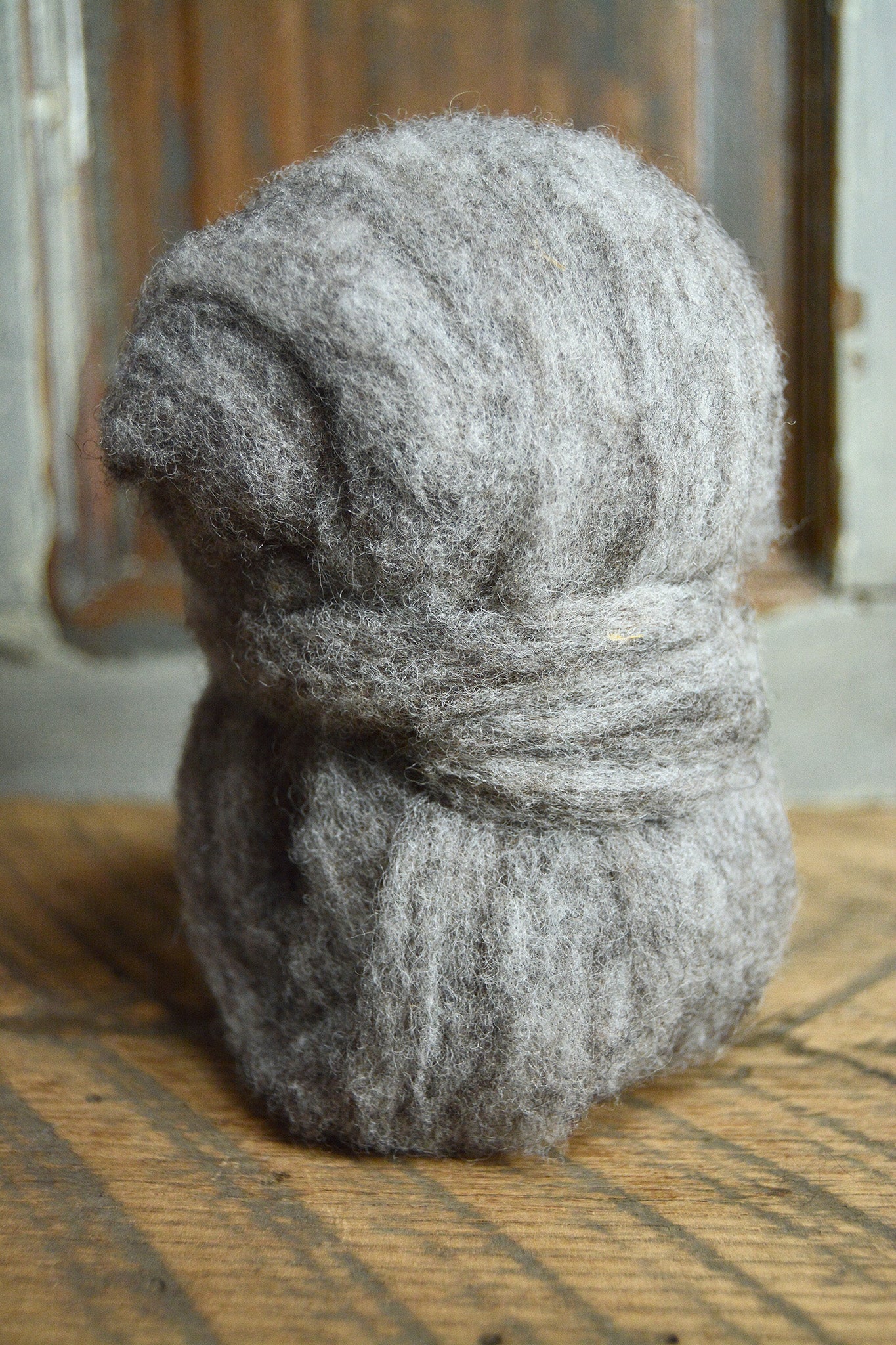 Core Roving: Light Gray 2 oz