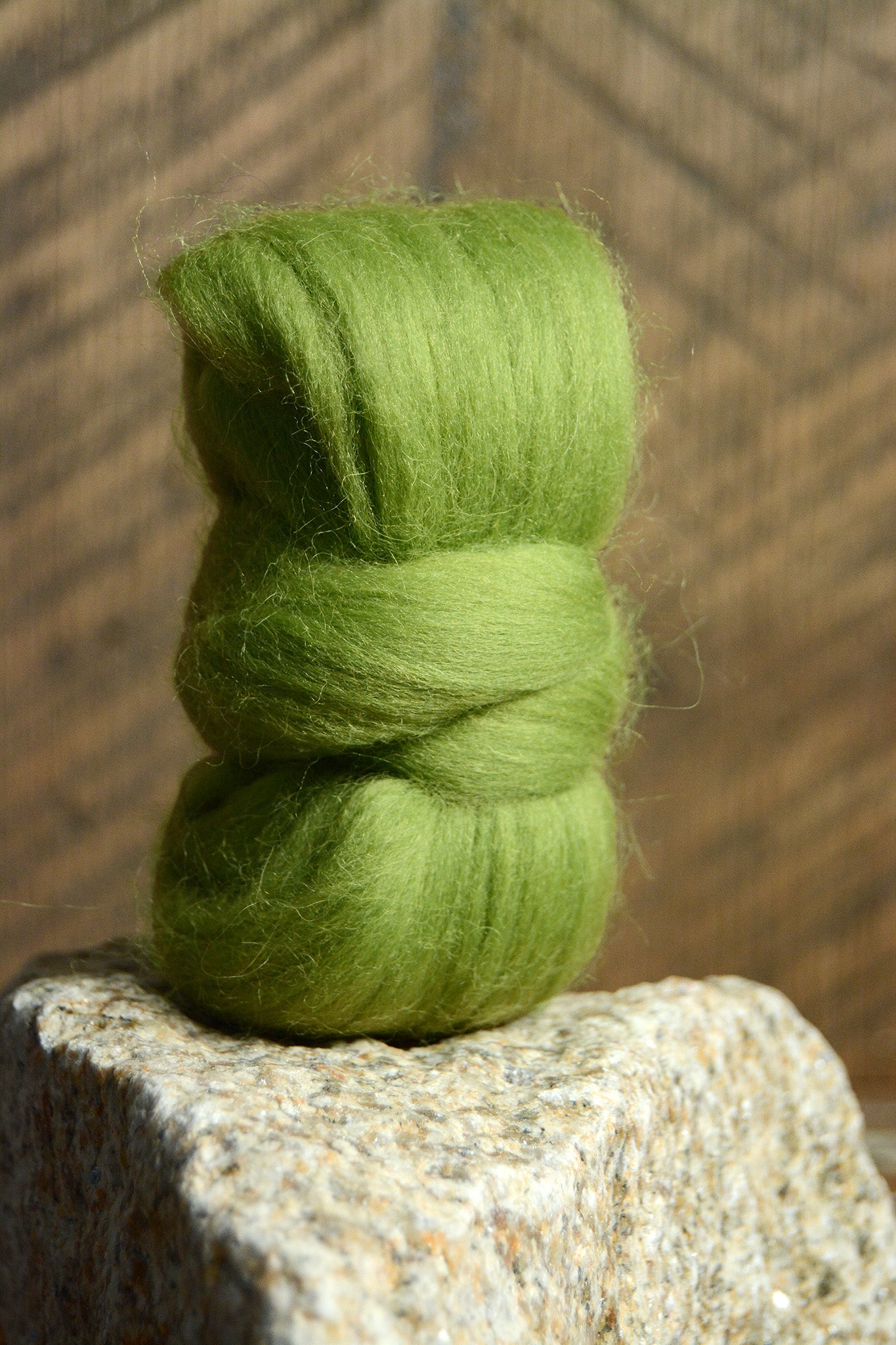 Corriedale Top: Lime Green 1 oz