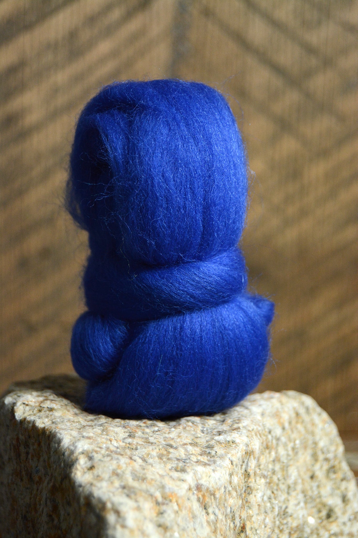 Corriedale Wool Roving - Royal Blue 1 oz – Sarafina Fiber Art