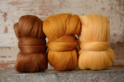 Corriedale Top Coat Roving:  Chestnut 2 oz
