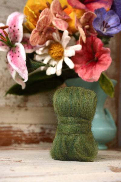 Flower Roving: Sprout 1 oz
